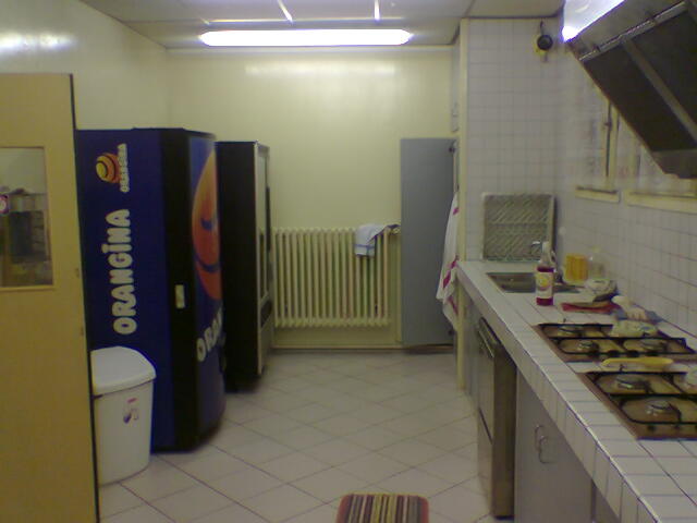 A post&eacute; une image