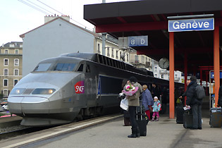 Switz-train-geneva-paris.jpg