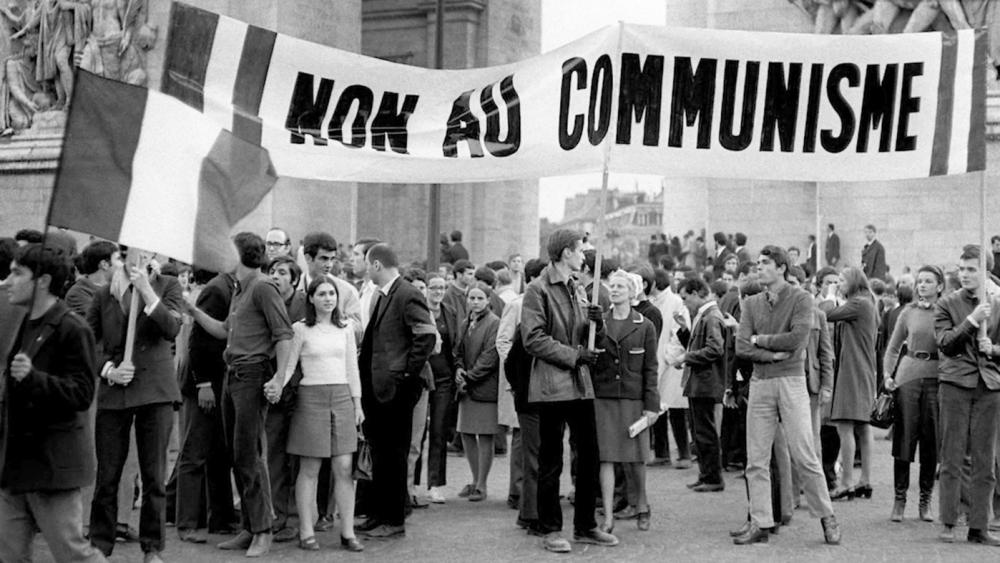 jeunes-militants-droite-manifestent-devant-lArc-triomphe-1968_0_1398_786.thumb.jpg.007e9af9af50e3a973c9d2208e18cd9a.jpg